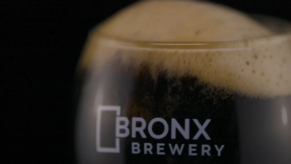 bronx - Beer 스틸 이미지 2